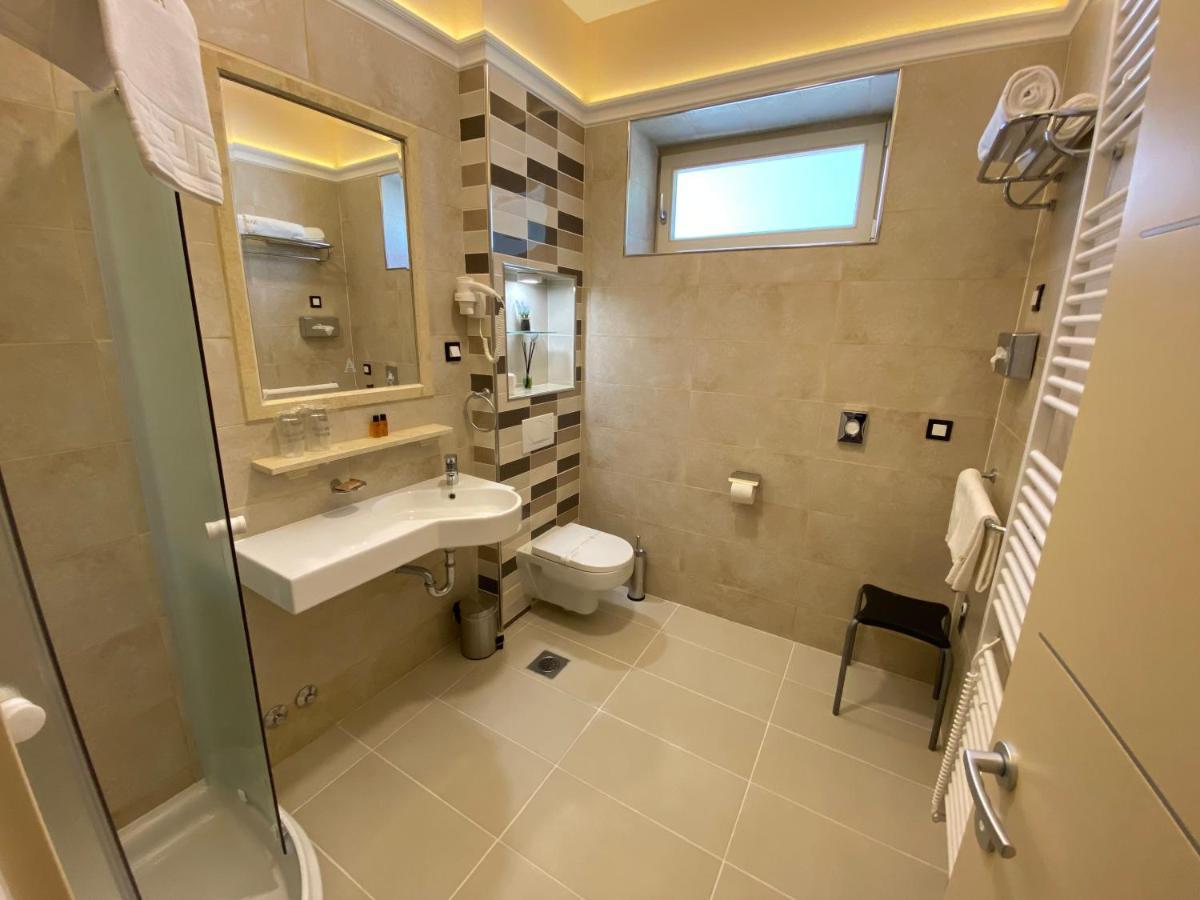 Villas Arbia - Magdalena By The Beach Banjol Dış mekan fotoğraf