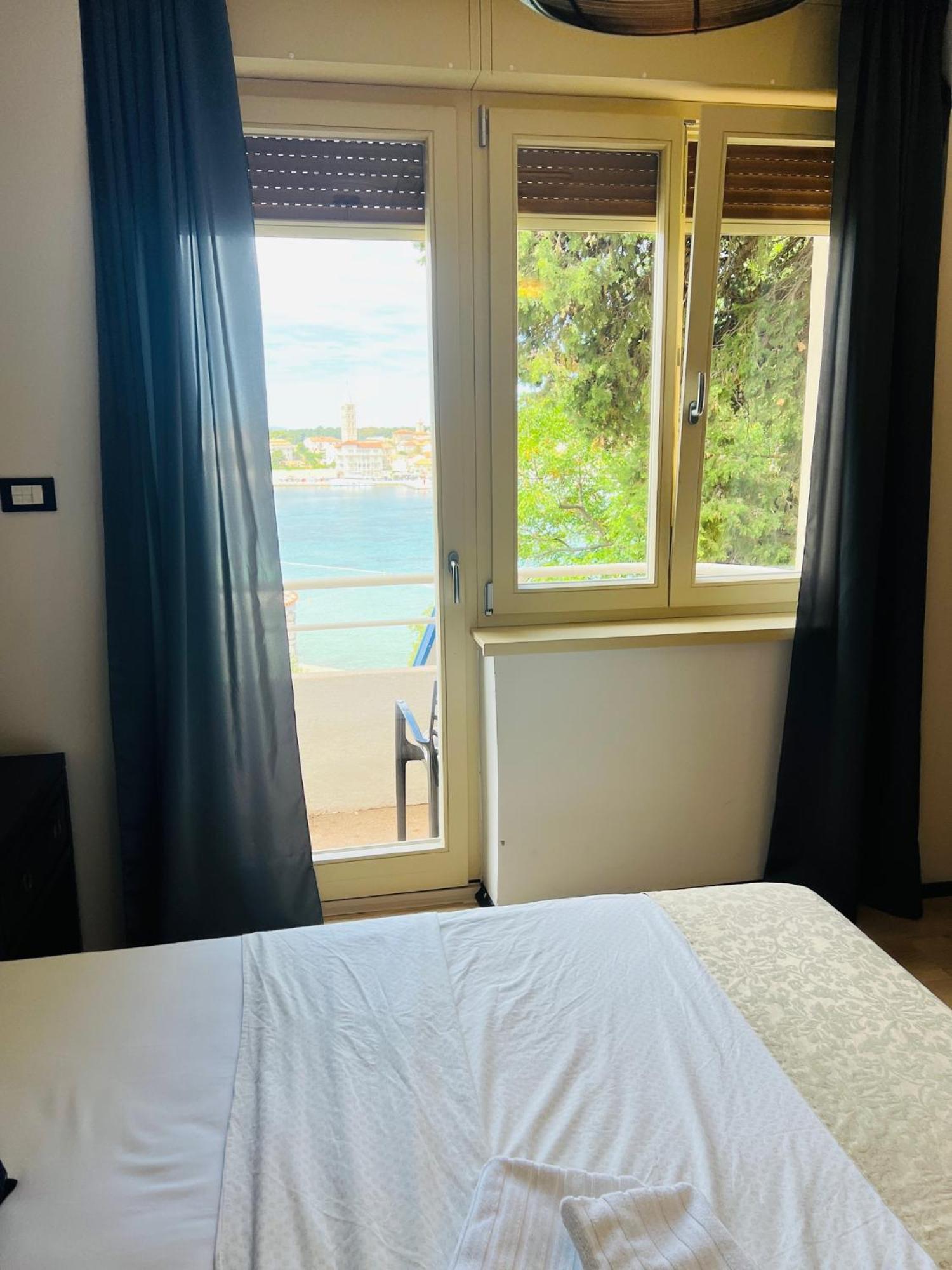 Villas Arbia - Magdalena By The Beach Banjol Dış mekan fotoğraf